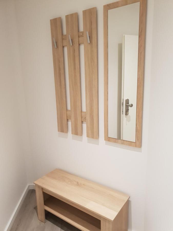 Ferienwohnung Mit Jacuzzi Naehe Flughafen Koeln Bonn Тройсдорф Экстерьер фото
