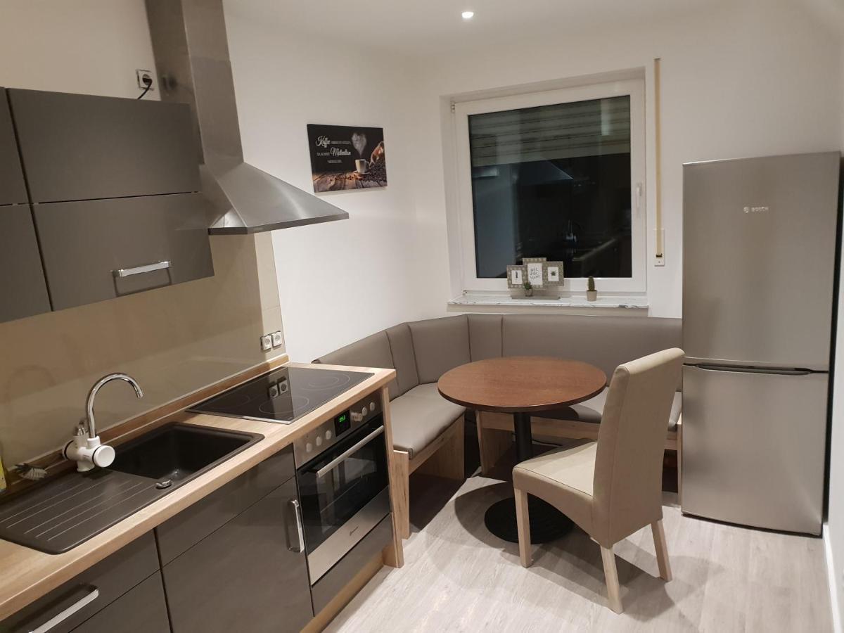 Ferienwohnung Mit Jacuzzi Naehe Flughafen Koeln Bonn Тройсдорф Экстерьер фото