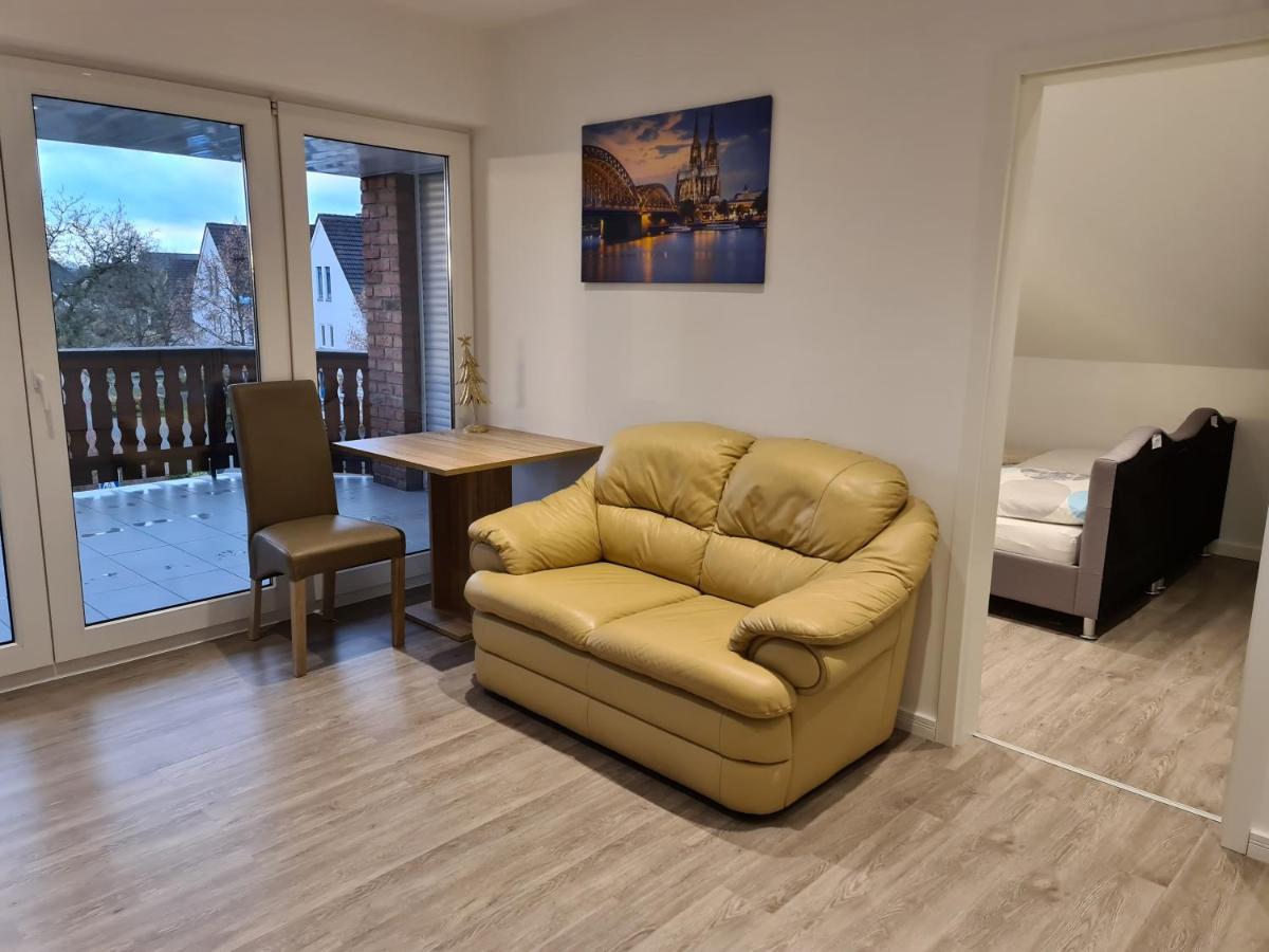 Ferienwohnung Mit Jacuzzi Naehe Flughafen Koeln Bonn Тройсдорф Экстерьер фото